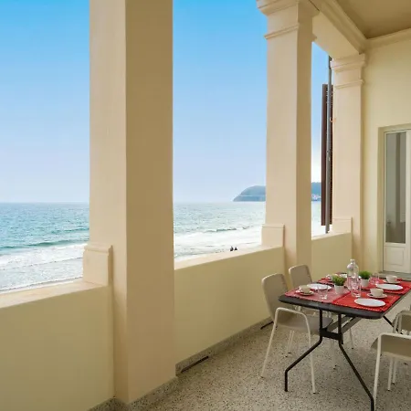 Апартаменти Terrazza Sul Molo By Interhome Алассіо