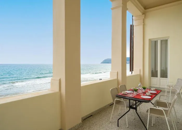 Apartment Terrazza Sul Molo By Interhome Alassio